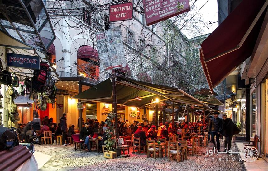کافه‌های خیابان استقلال استانبول
